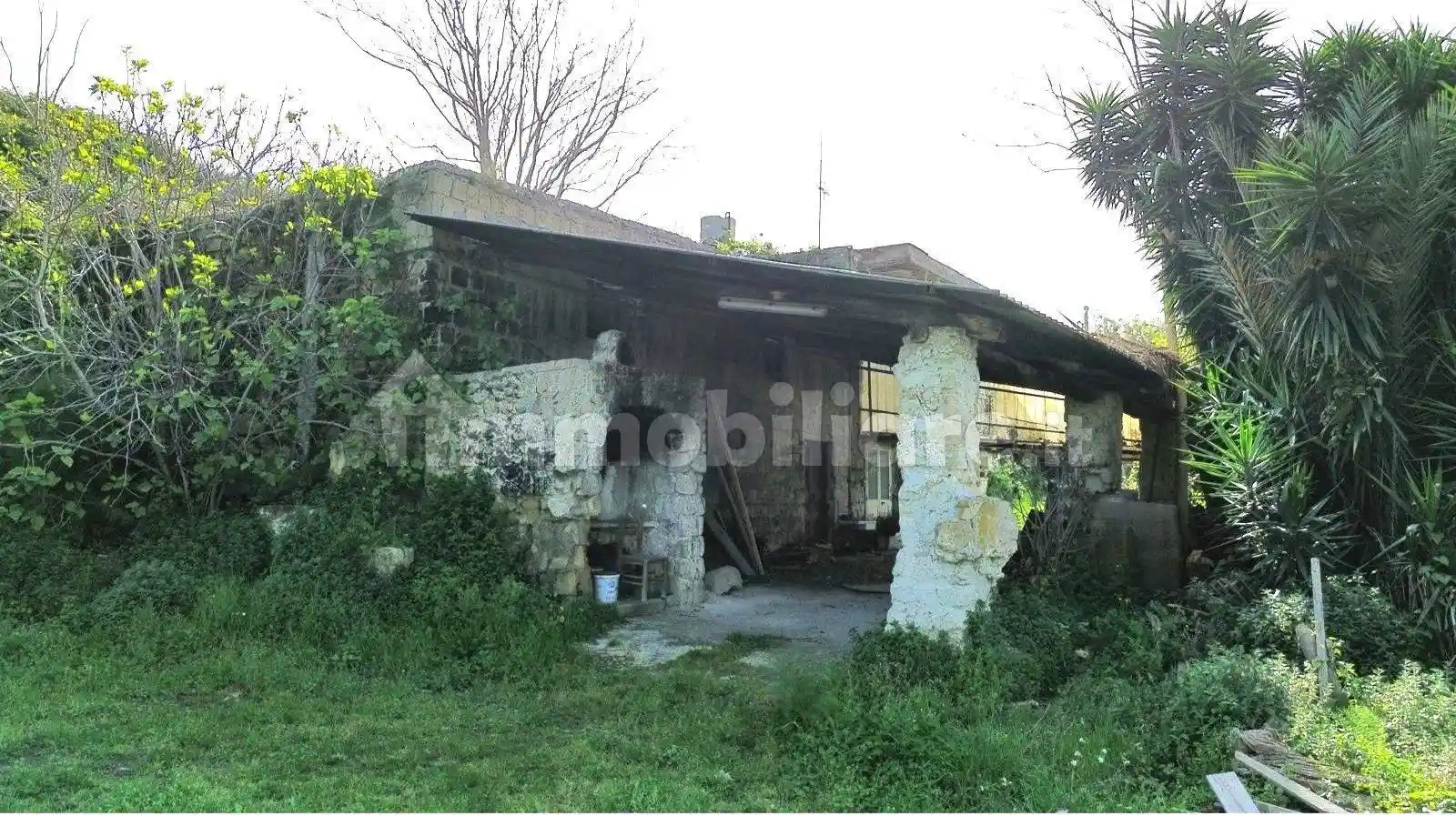 Rustico - Casale in vendita a Pozzuoli