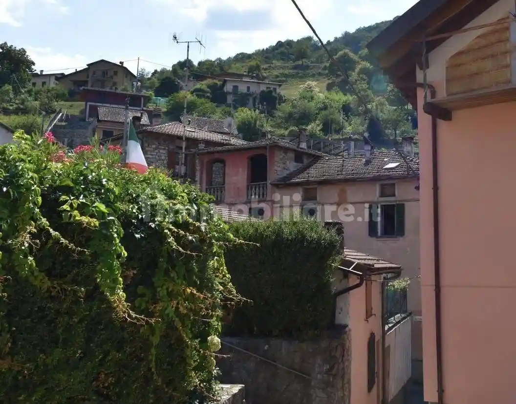 Terratetto unifamiliare 70 m², Osteno Claino, Claino con Osteno - foto 2