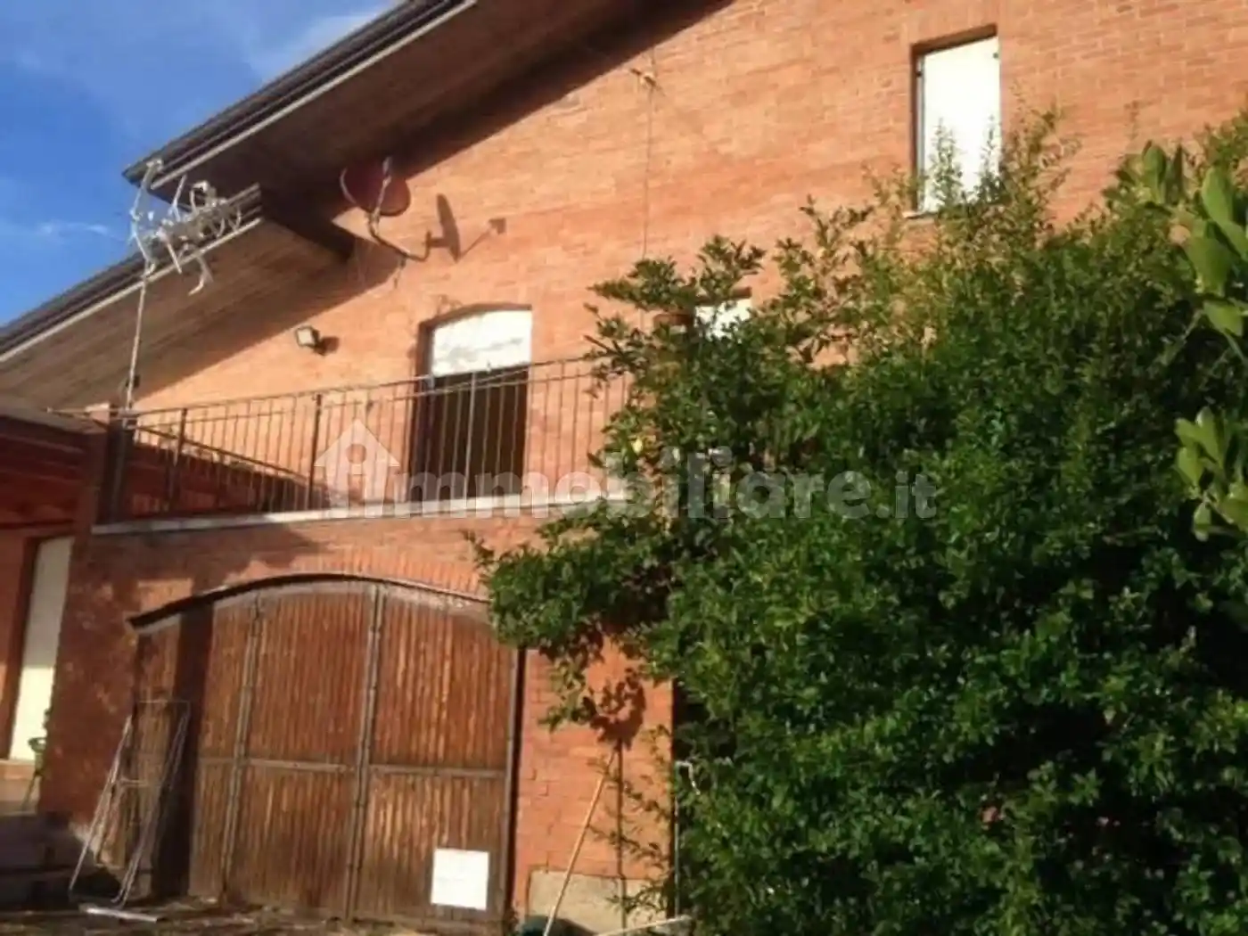 Villa in vendita a Luni