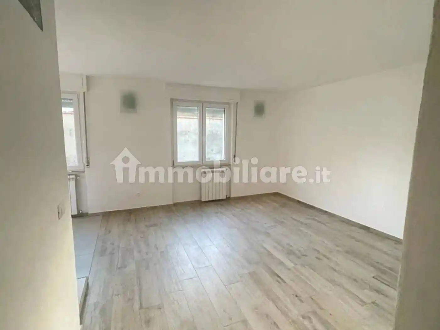 Appartamento in vendita a Carrara