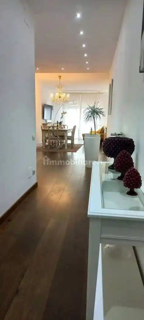 Appartamento in vendita a Carrara