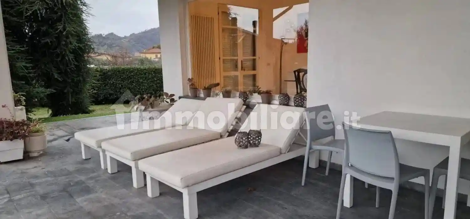 Villa in vendita a Massa