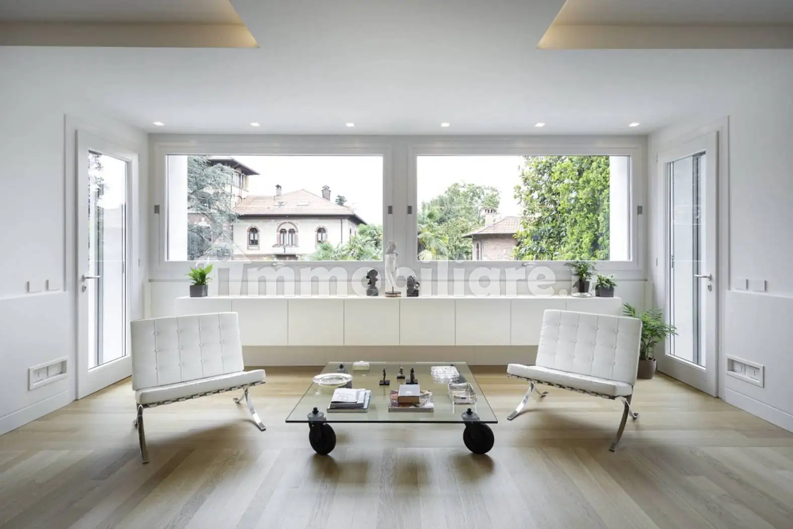 Villa in vendita a Varese