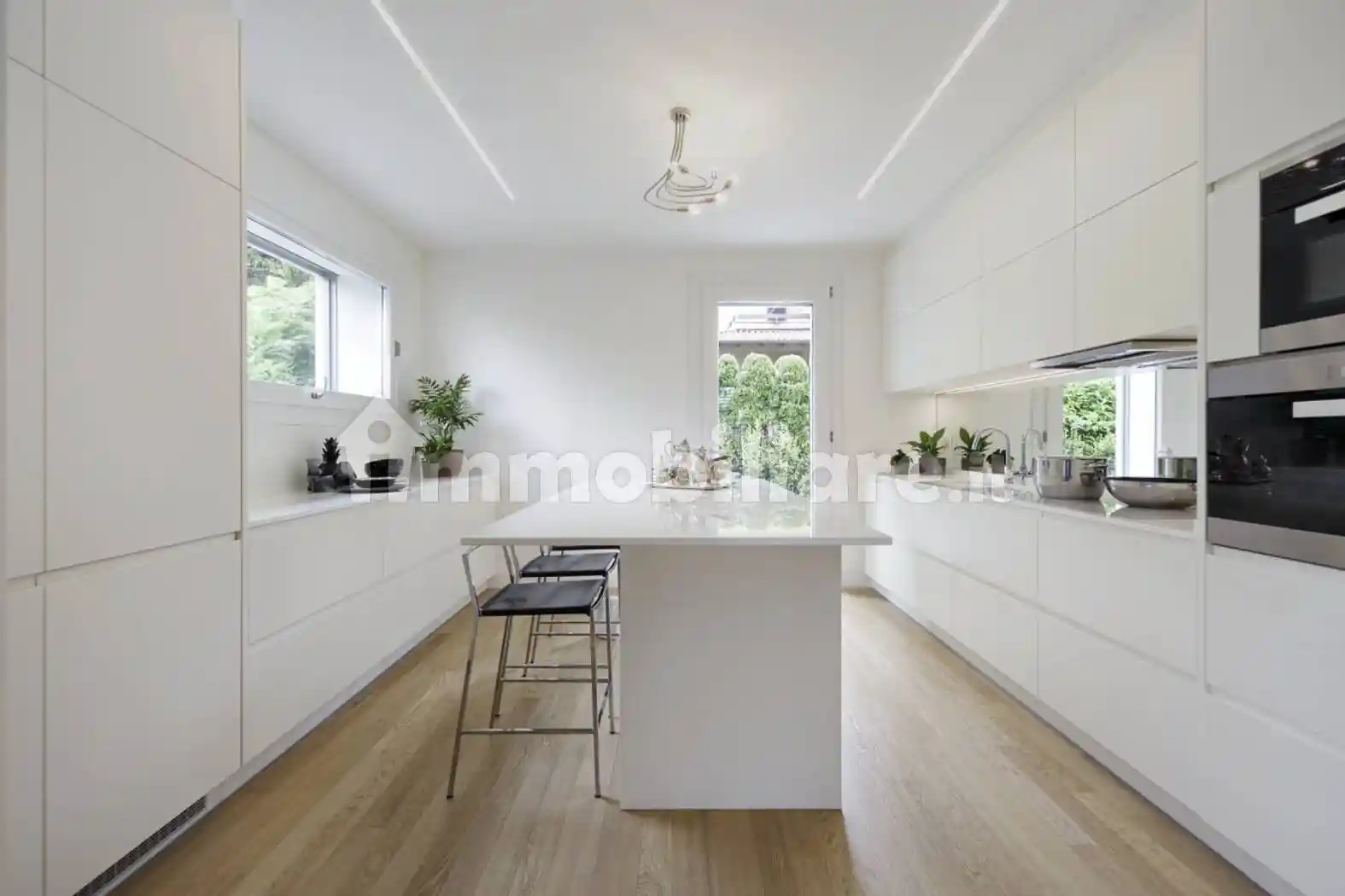 Villa unifamiliare via Nazario Sauro 10, Casbeno, Varese - foto 2