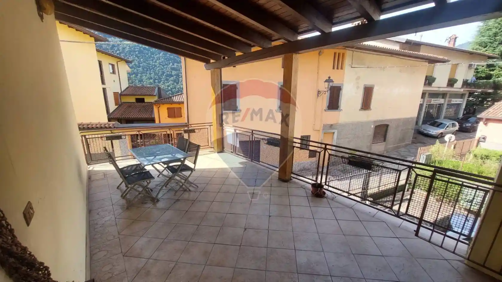 Casa indipendente in vendita a Endine Gaiano