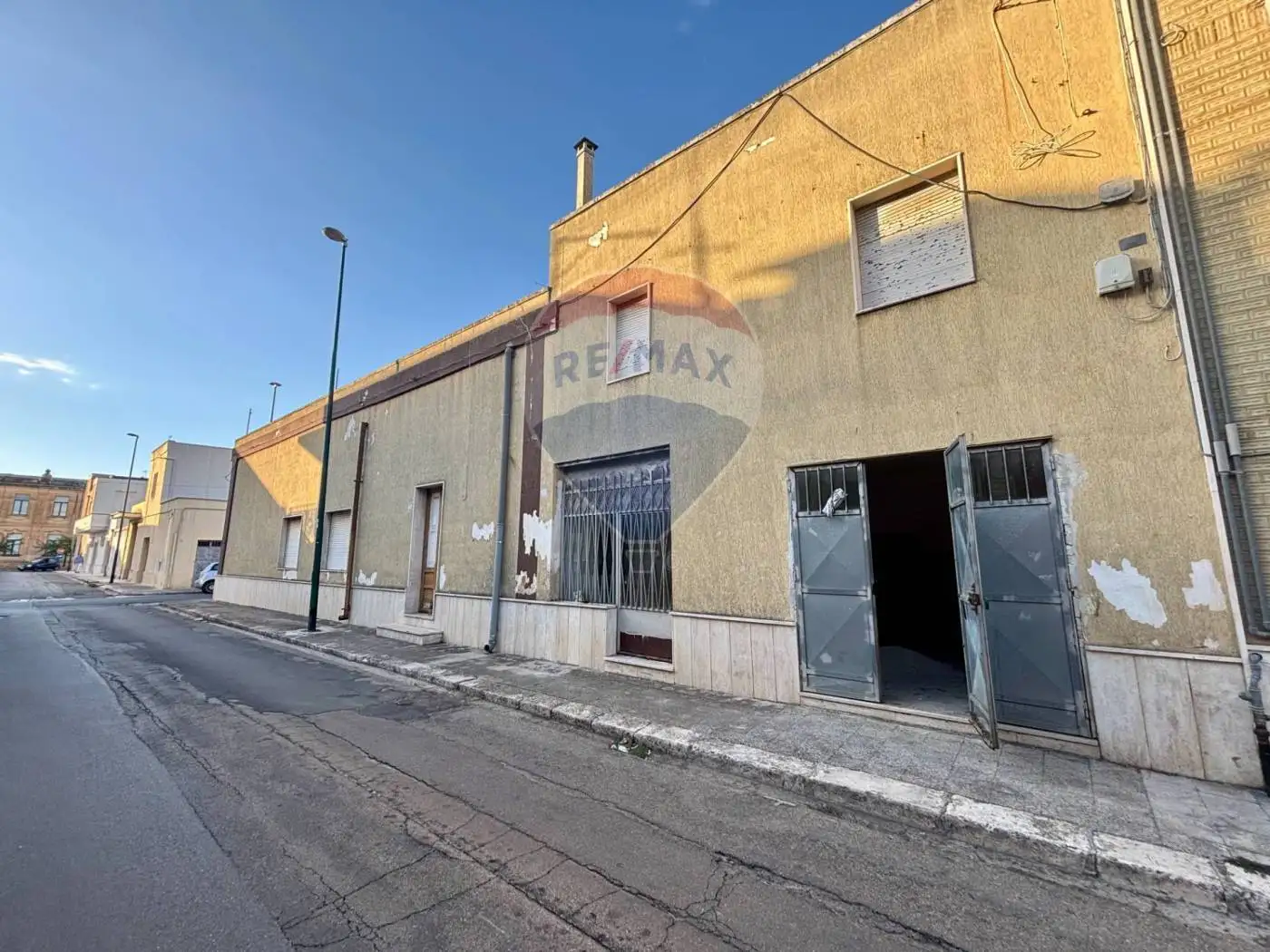 Casa indipendente in vendita a Campi Salentina