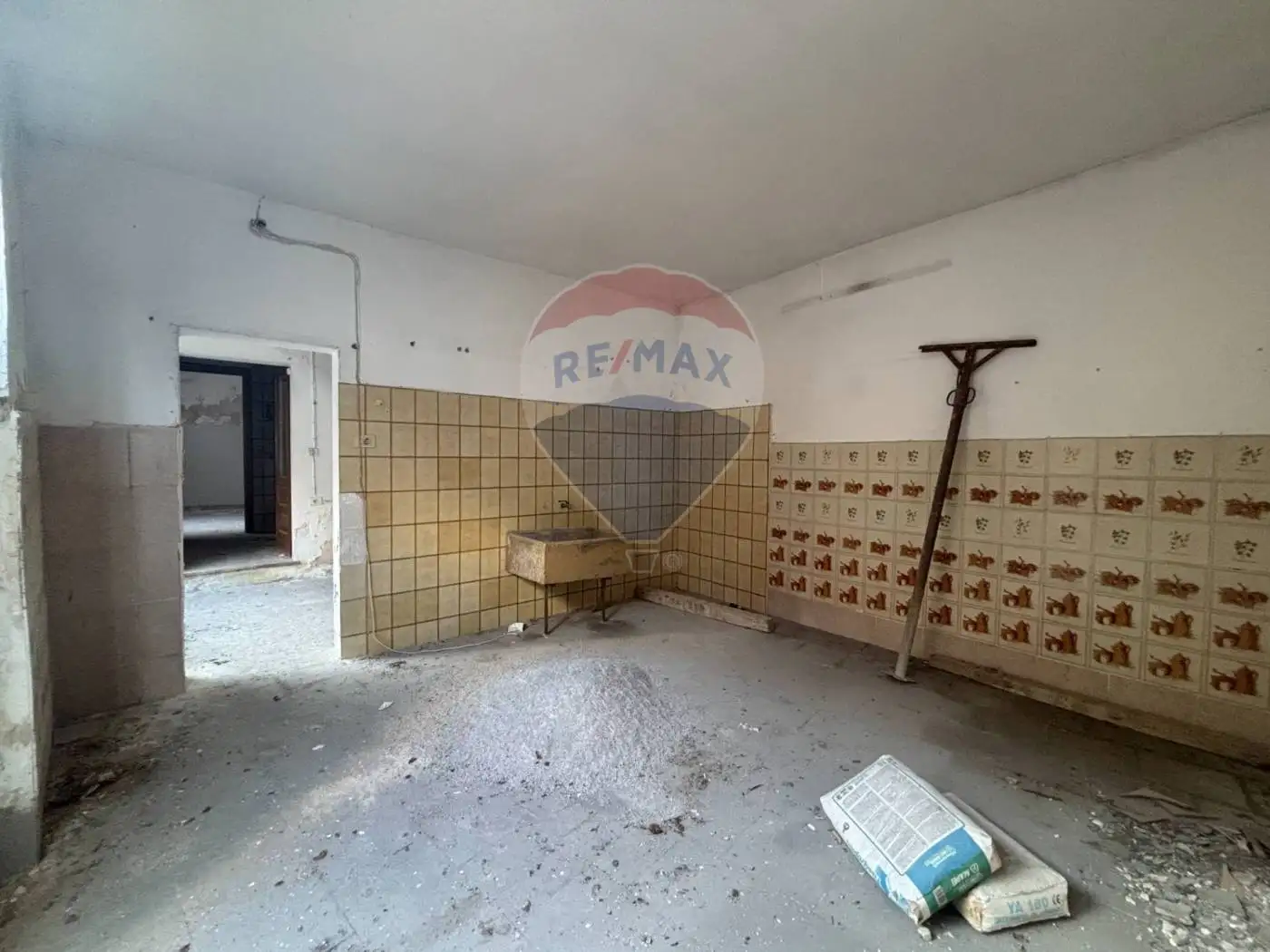 Terratetto unifamiliare via Armando Diaz 5, Campi Salentina - foto 3