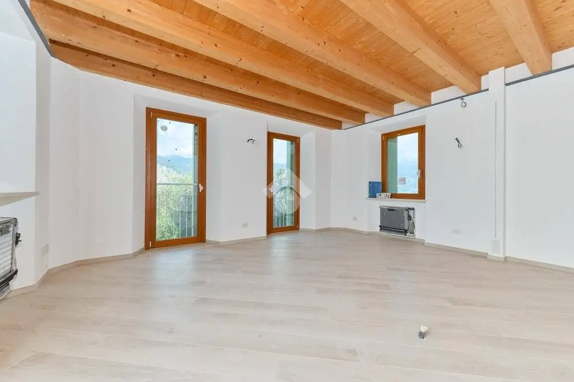 Appartamento in vendita a Malcesine
