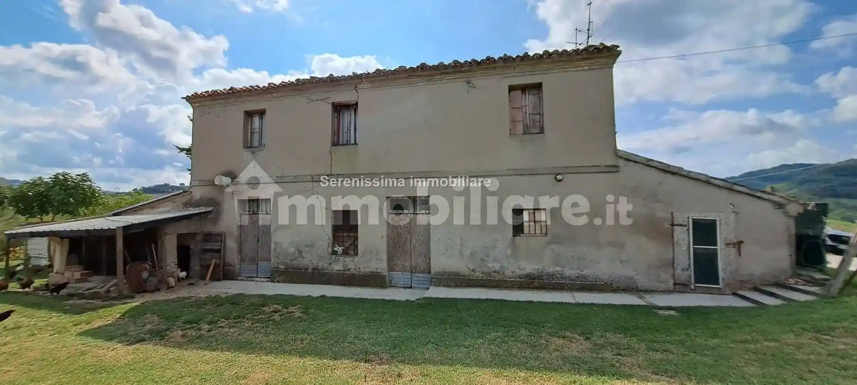 Rustico - Casale in vendita a Montelabbate