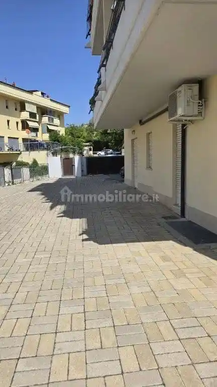 Trilocale via Sulmona 8, Spoltore - foto 2