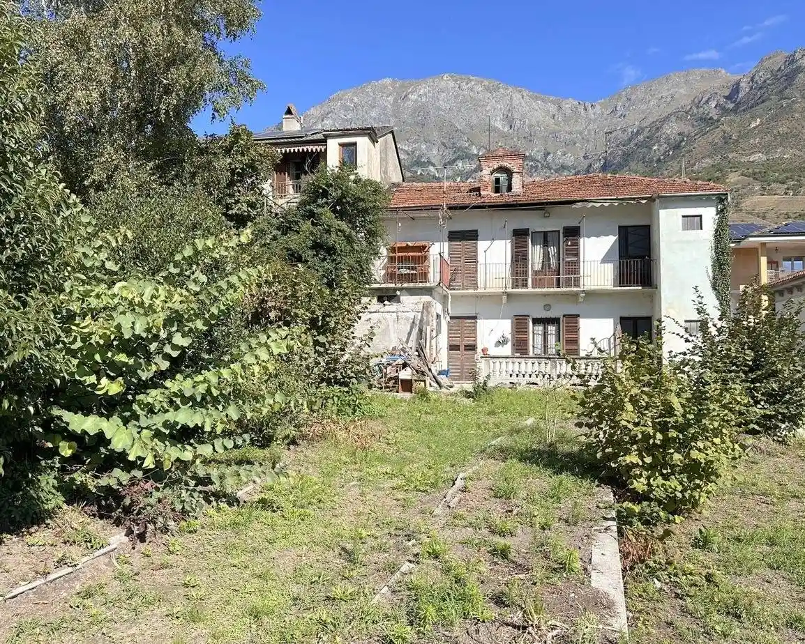 Casa indipendente in vendita a Bussoleno