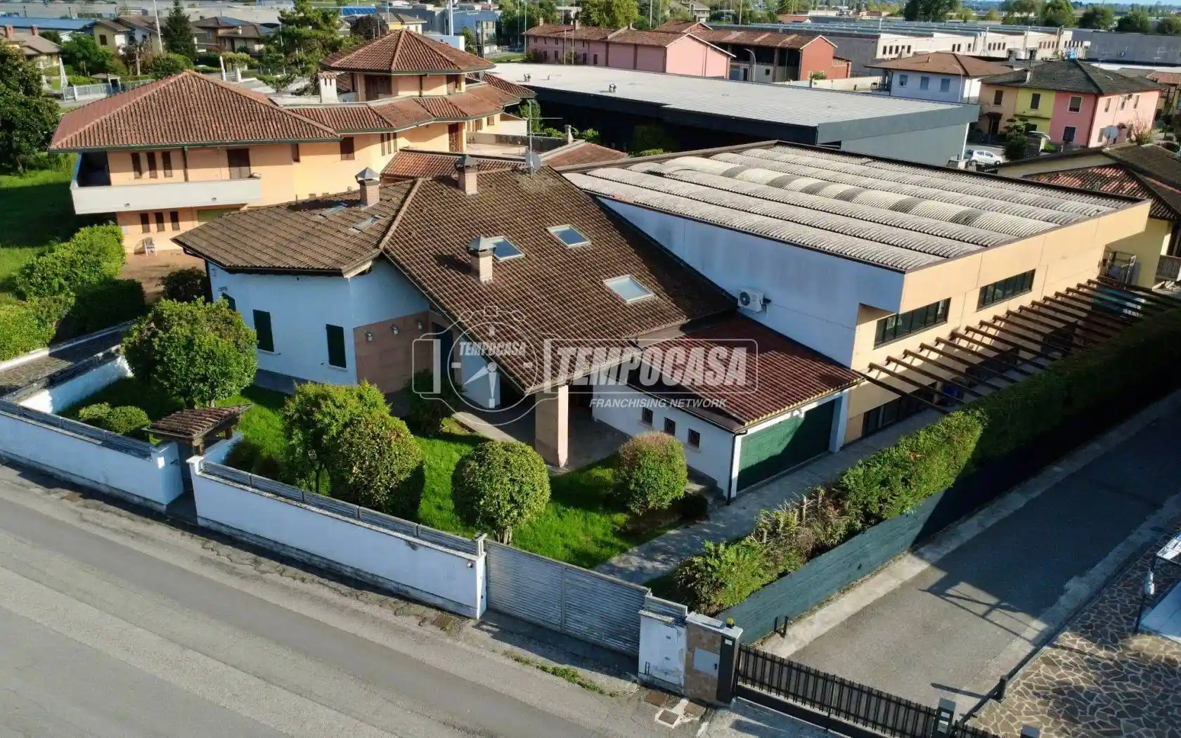 Villa in vendita a Bagnolo Mella