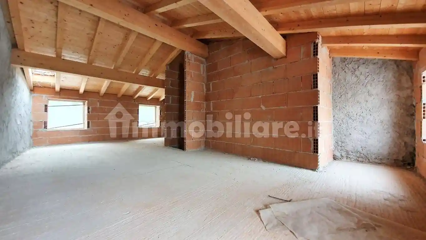 Terratetto unifamiliare 133 m², da ristrutturare, Centro, Cazzano di Tramigna - foto 5