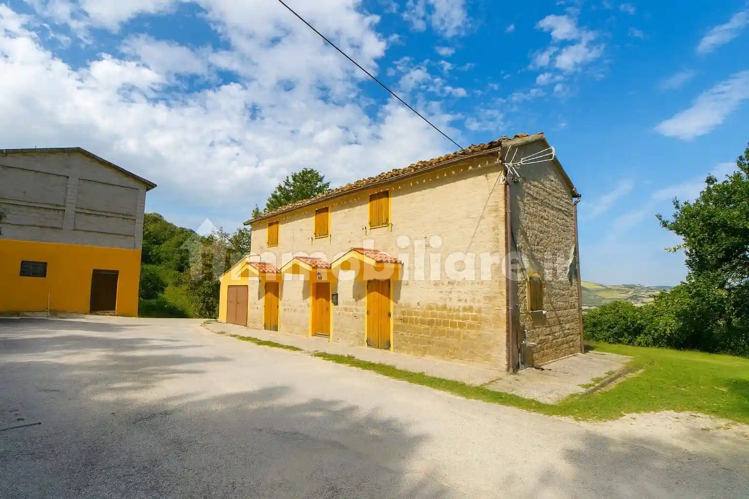 Rustico - Casale in vendita a Maiolati Spontini