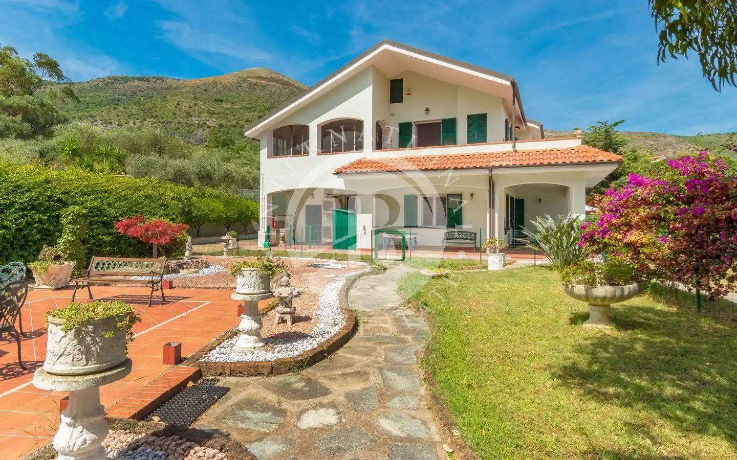 Villa in vendita a Ceriale