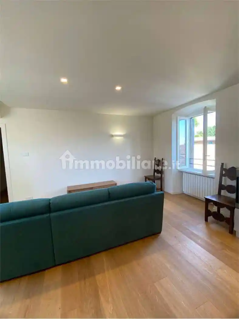 Trilocale ottimo stato, quinto piano, Città Alta, Bergamo - foto 3