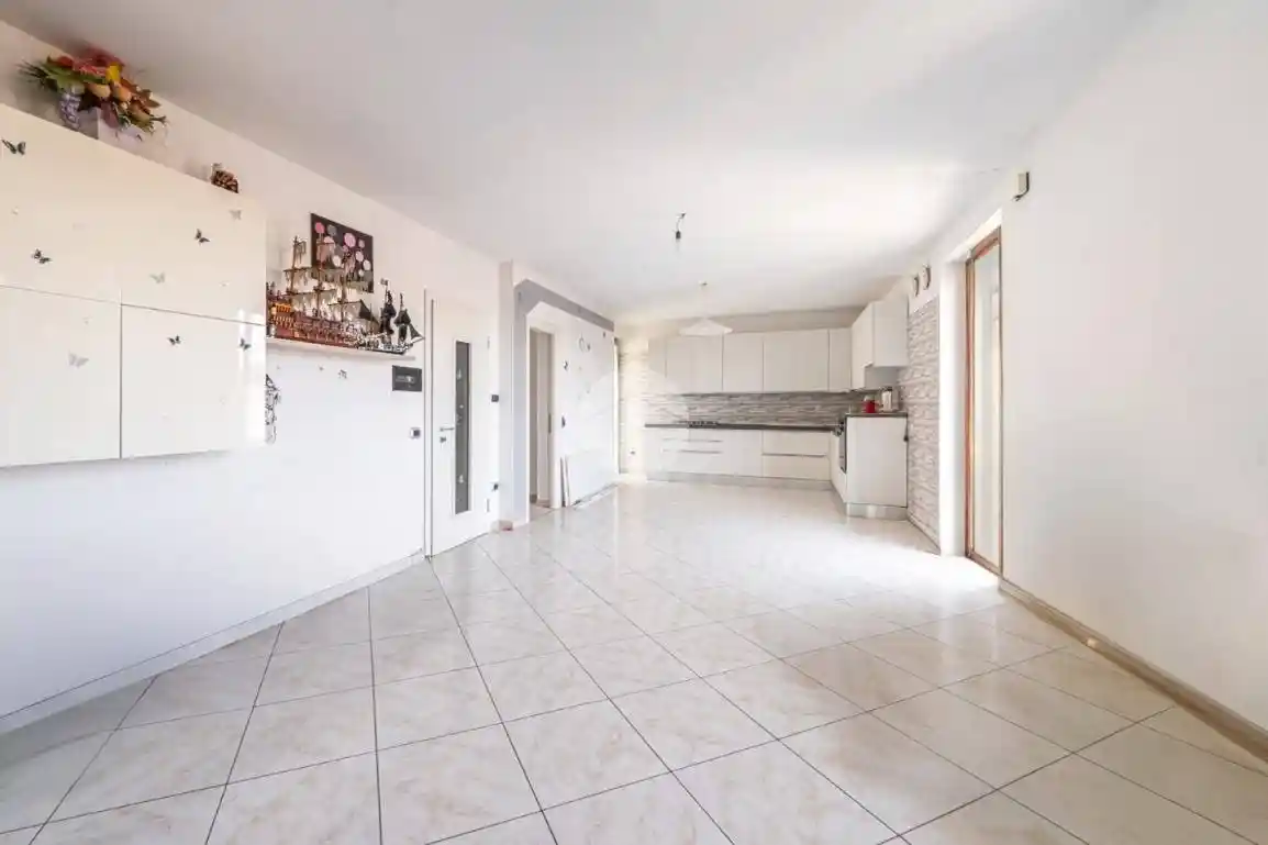 Appartamento in vendita a Lavagno