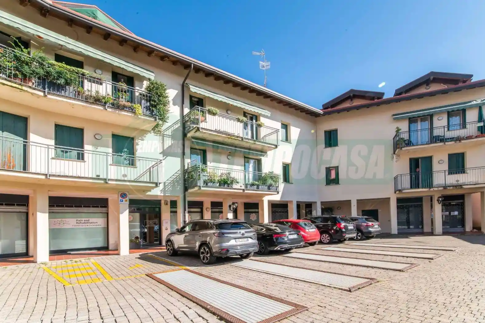 Appartamento in vendita a Venegono Superiore