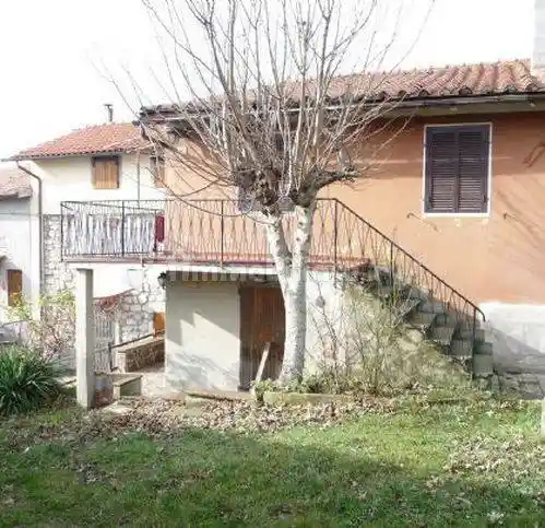 Appartamento in vendita a Santa Fiora