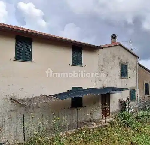 Villa in vendita a Castel del Piano