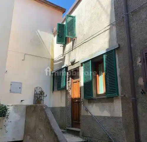 Villa in vendita a Castel del Piano