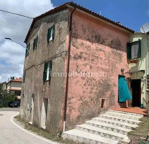 Villa in vendita a Roccalbegna