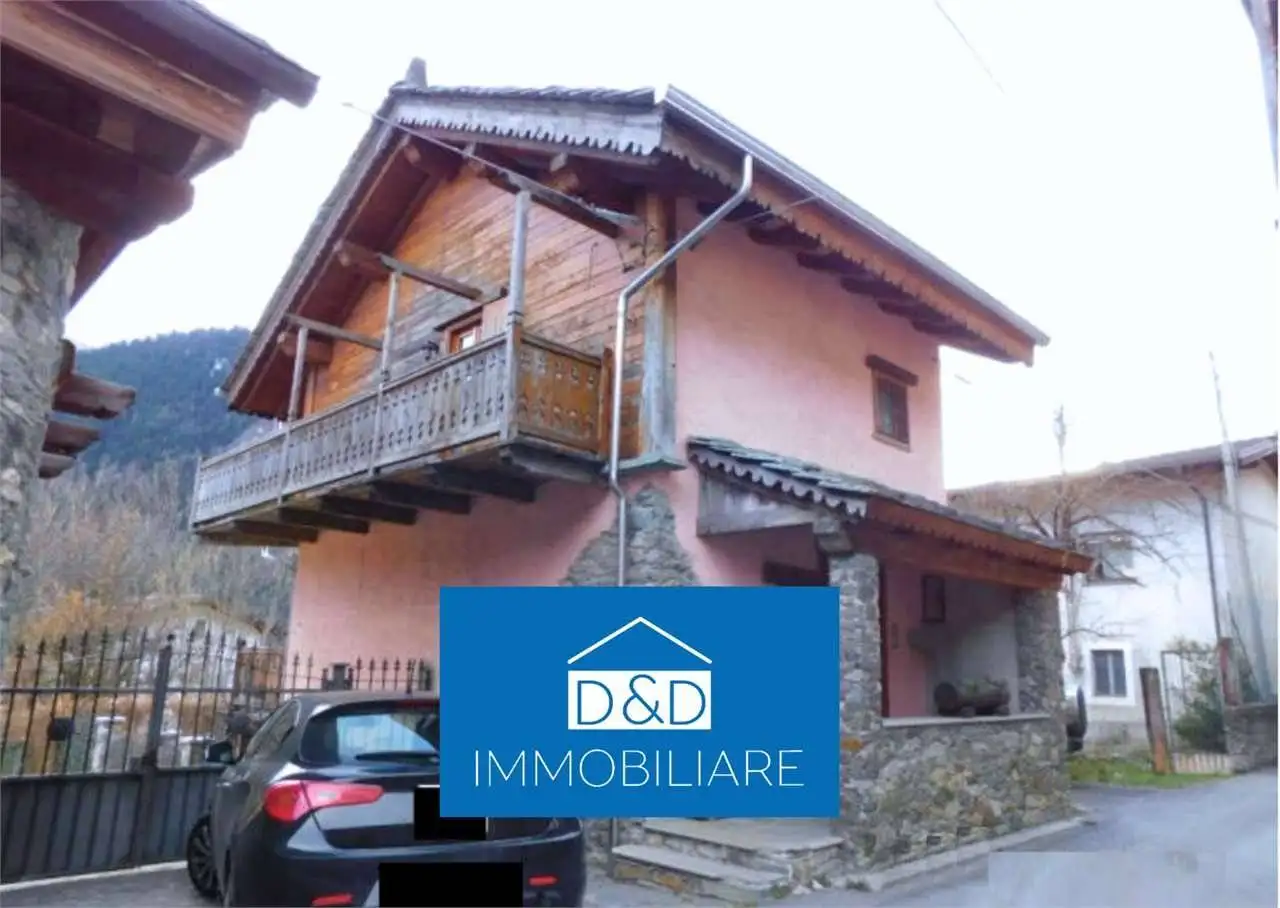 Casa indipendente in asta a Salbertrand