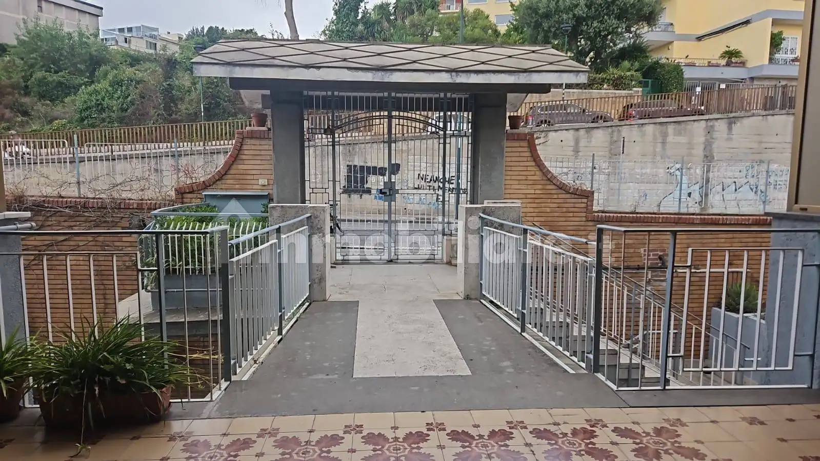 Appartamento in vendita a Napoli