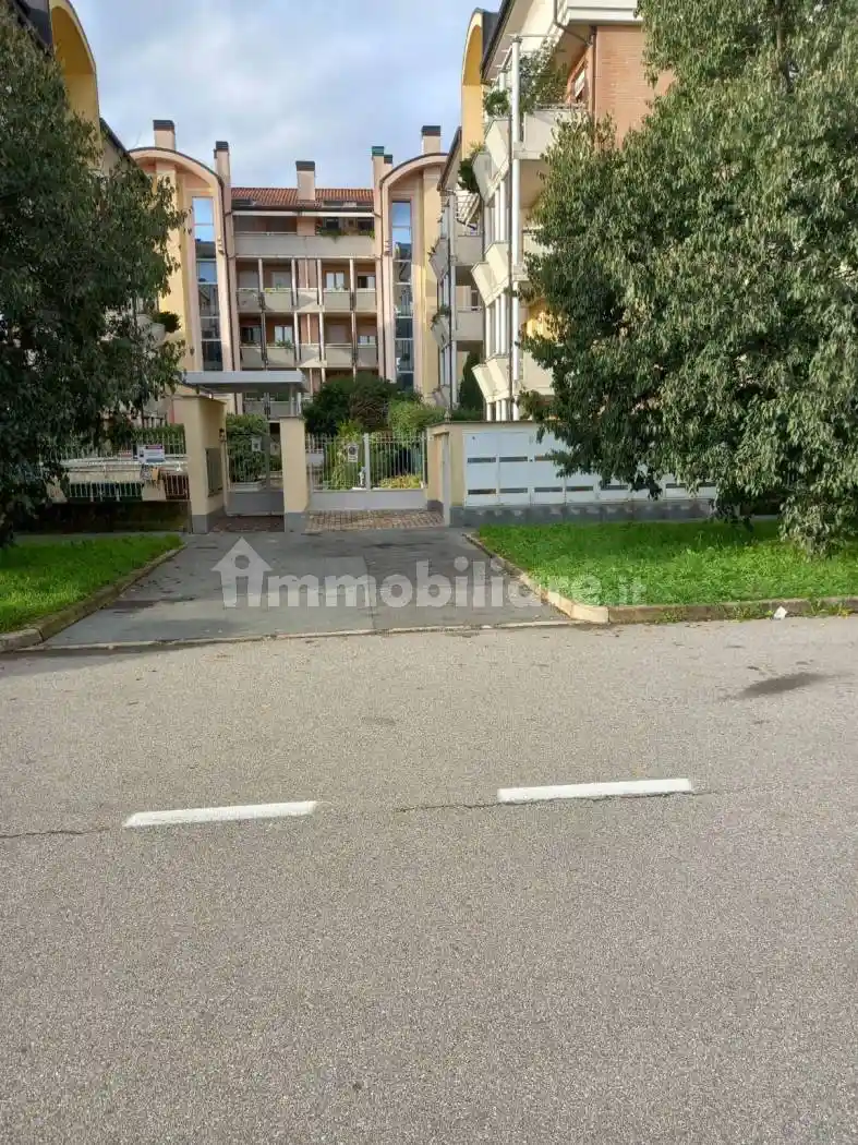 Appartamento in affitto a Rescaldina