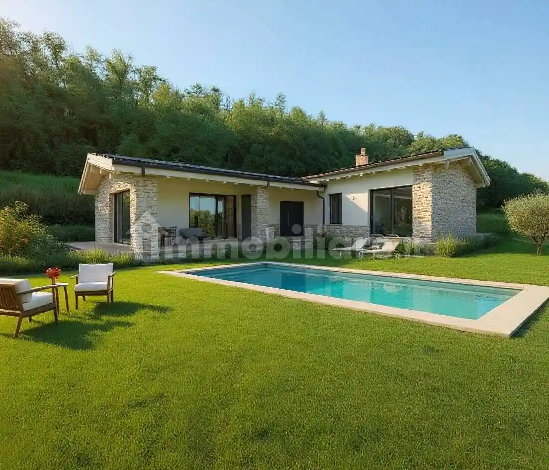 Villa in vendita a Traversetolo