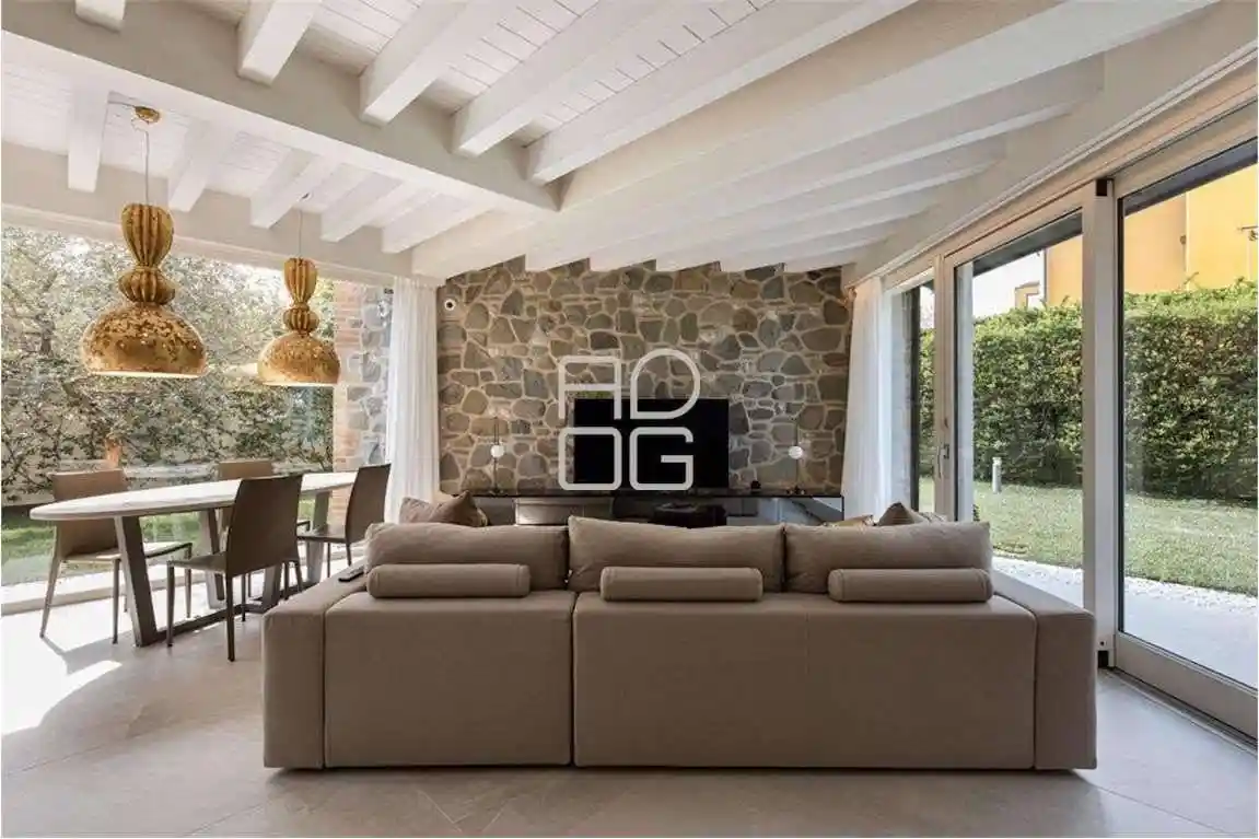 Appartamento in vendita a Desenzano del Garda