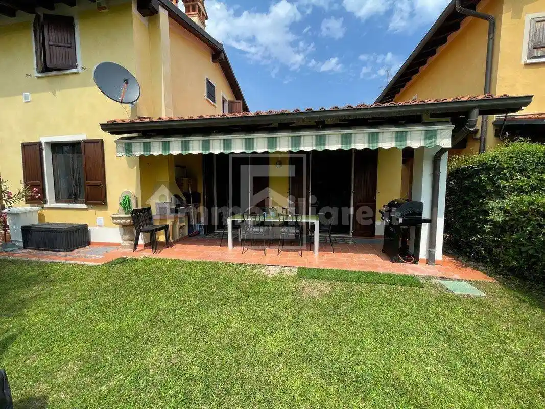 Villetta a schiera in vendita a Soiano del Lago