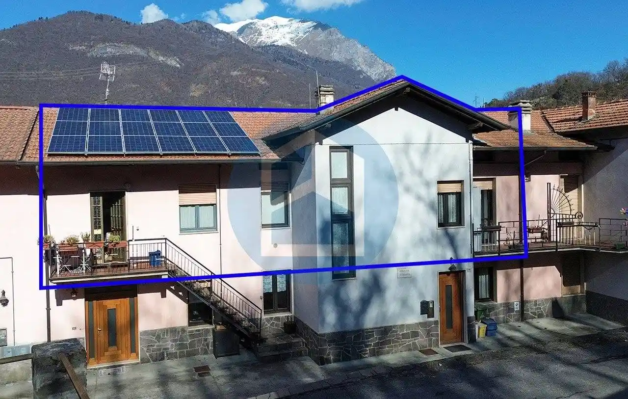 Casa indipendente in vendita a Breno