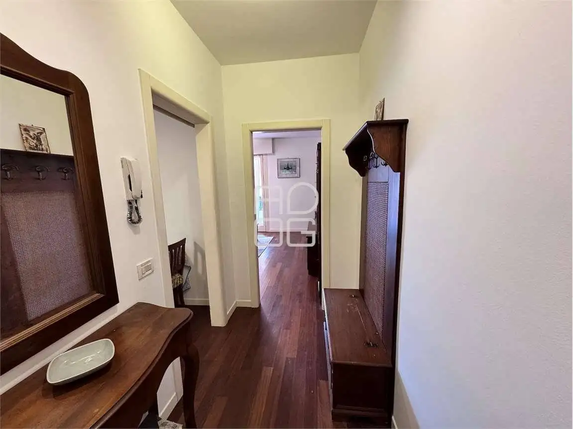 Appartamento in affitto a Desenzano del Garda