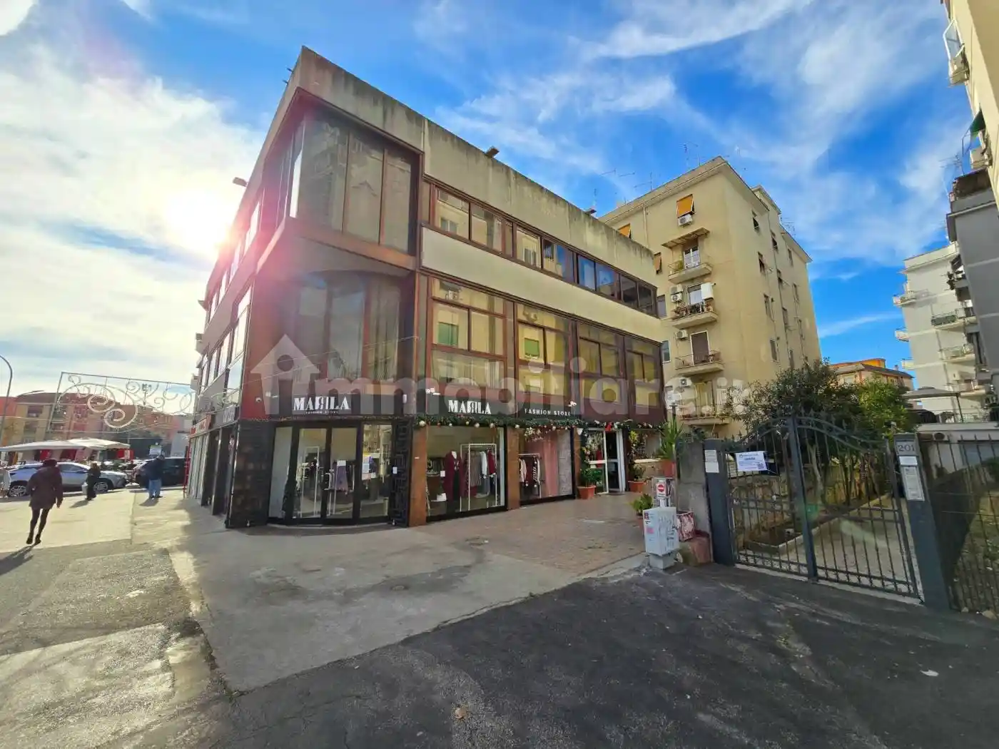 Palazzo - Edificio in vendita a Roma