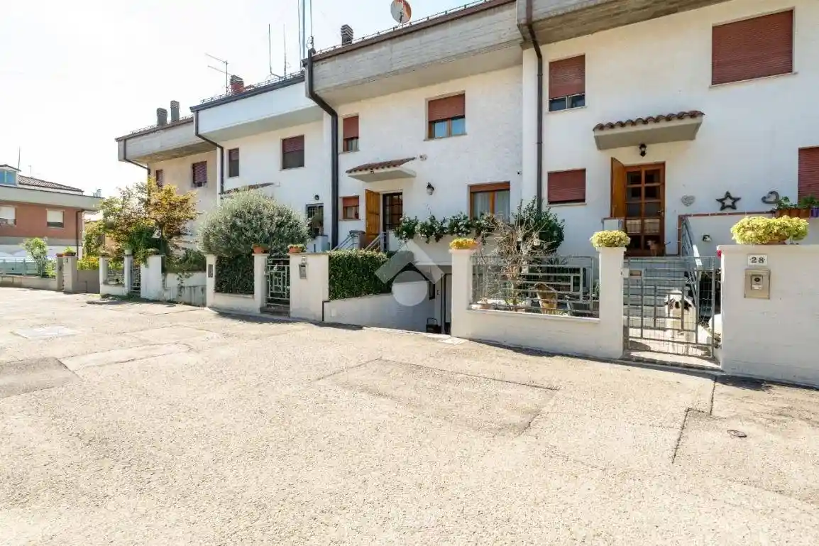 Villetta a schiera in vendita a Vignola