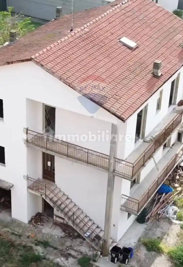 Villa in vendita a Sant'Ilario d'Enza