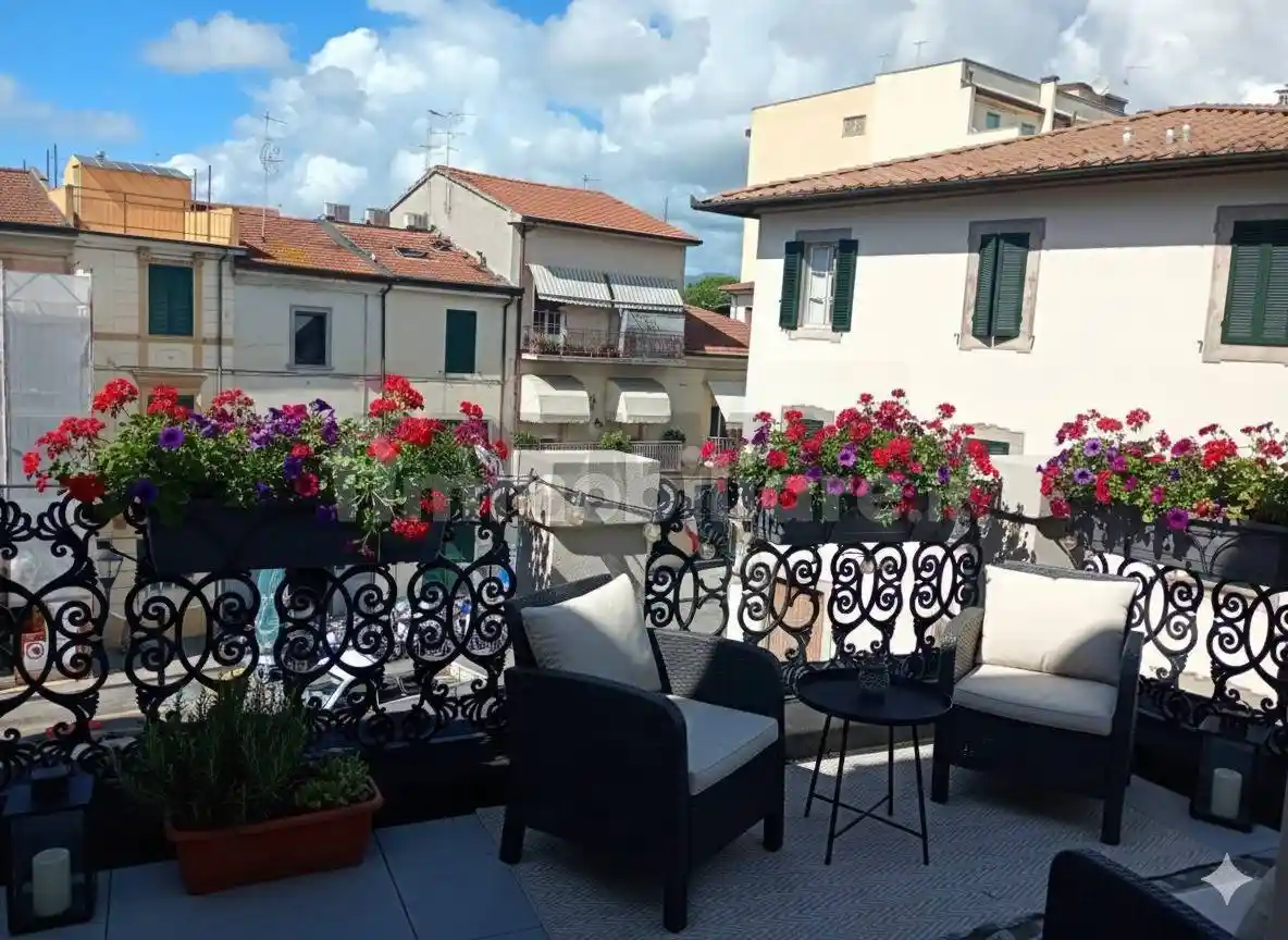 Appartamento in vendita a Viareggio