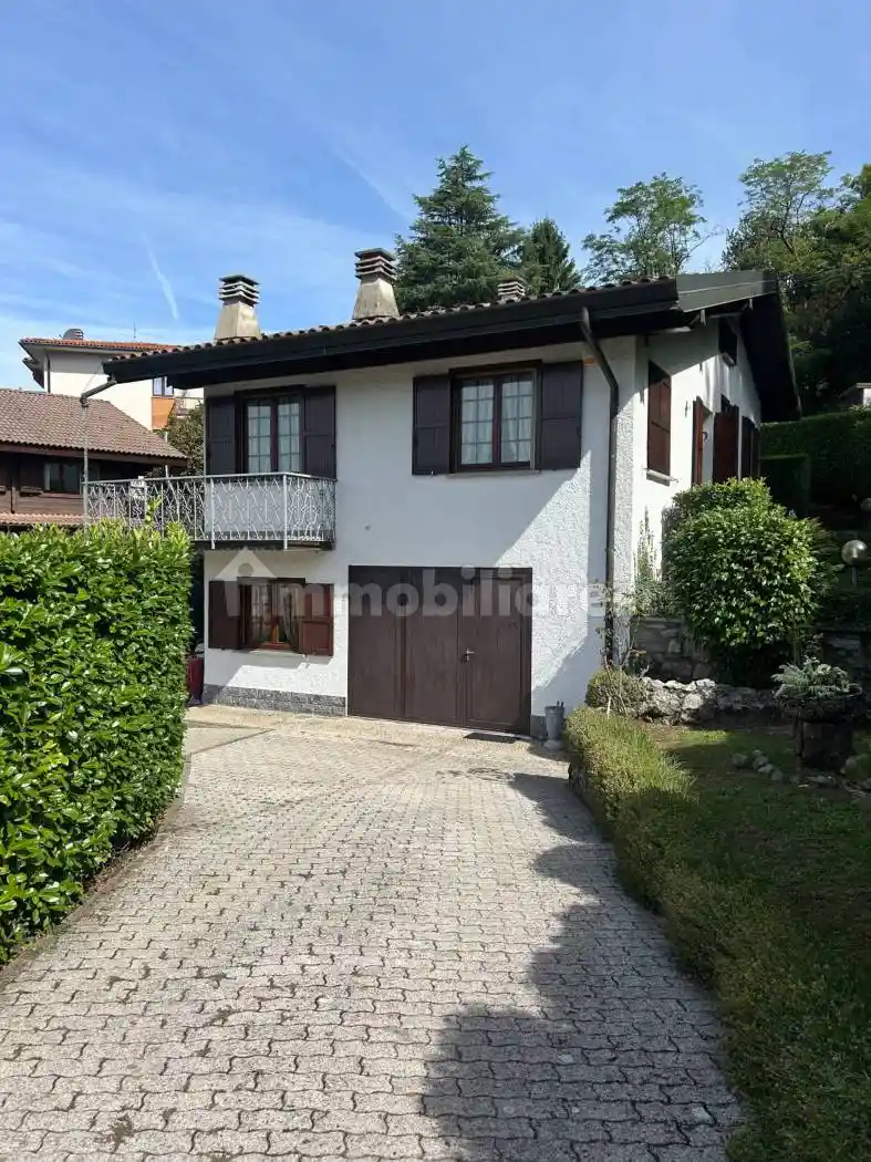 Villa unifamiliare via San Abbondio, Centro, Cunardo - foto 3