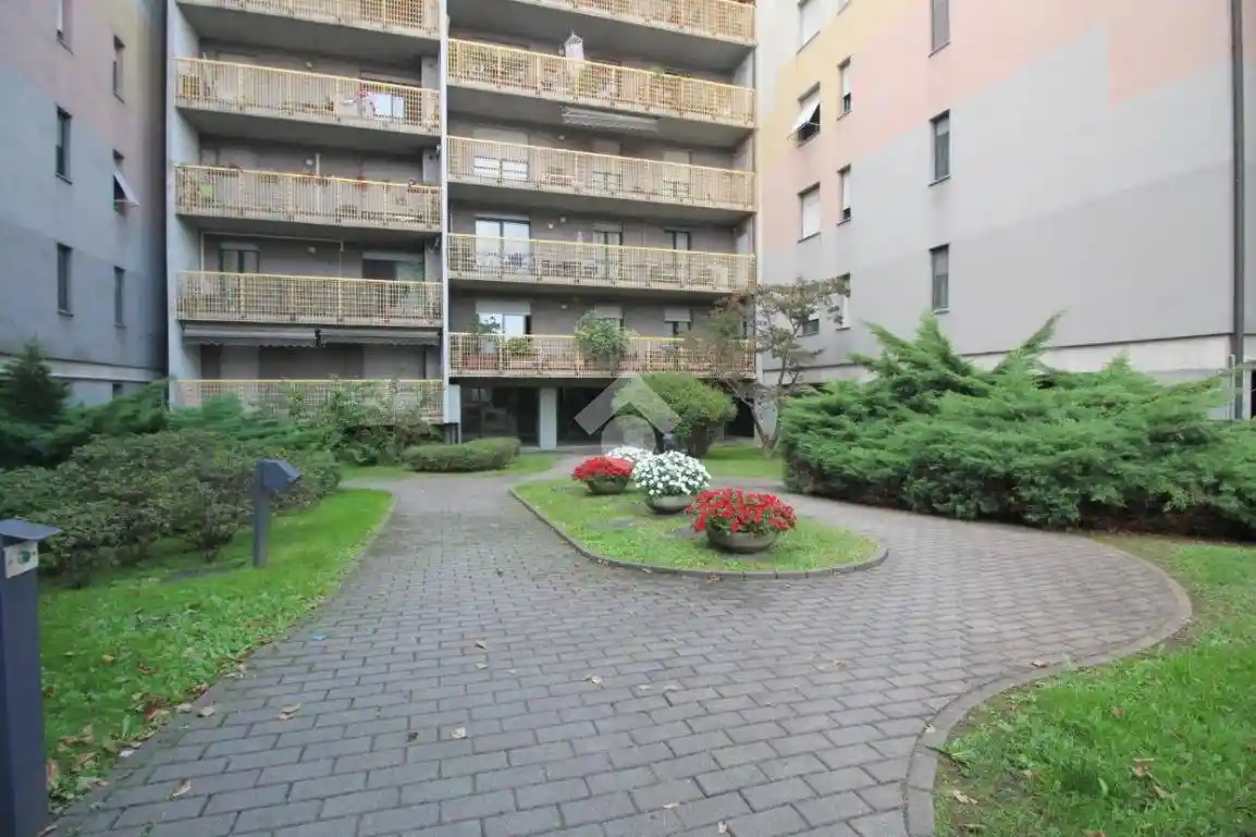 Appartamento in vendita a Rho