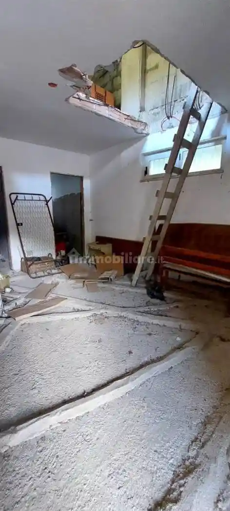 Trilocale via Borgo 16, Centro, Monteforte Irpino - foto 3