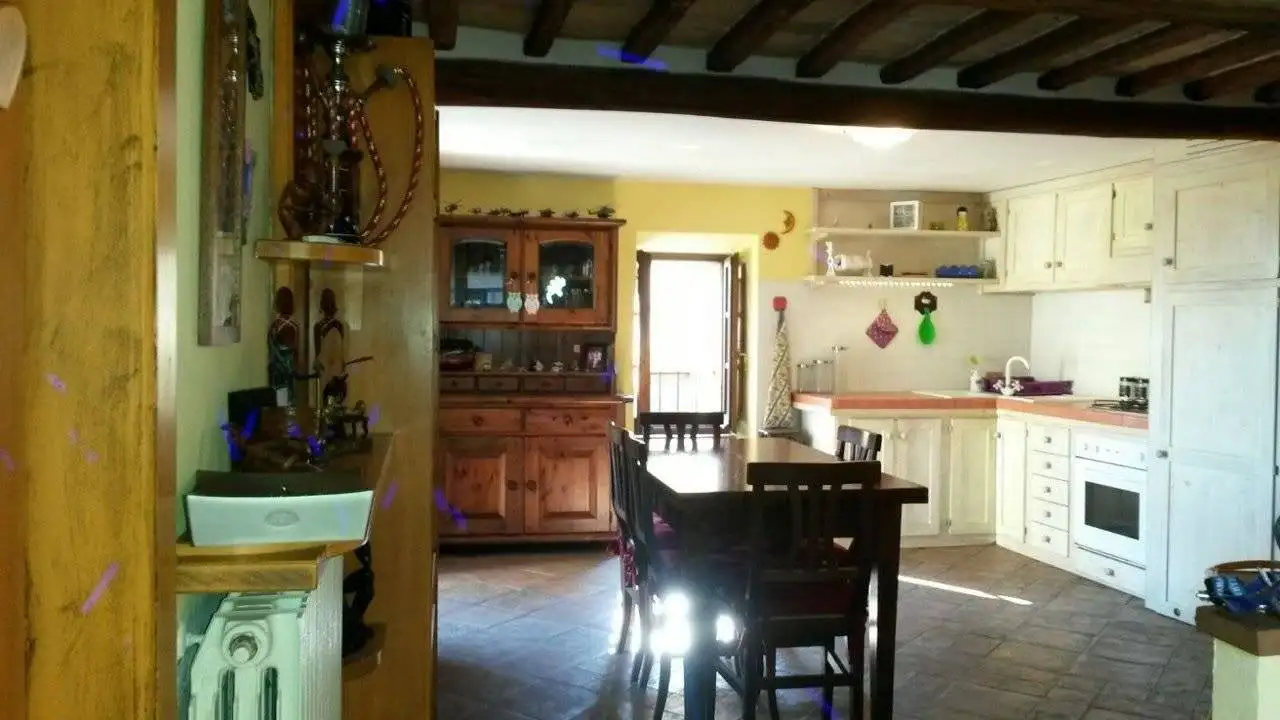 Appartamento via Scarlano 14, Centro, Baschi - foto 3