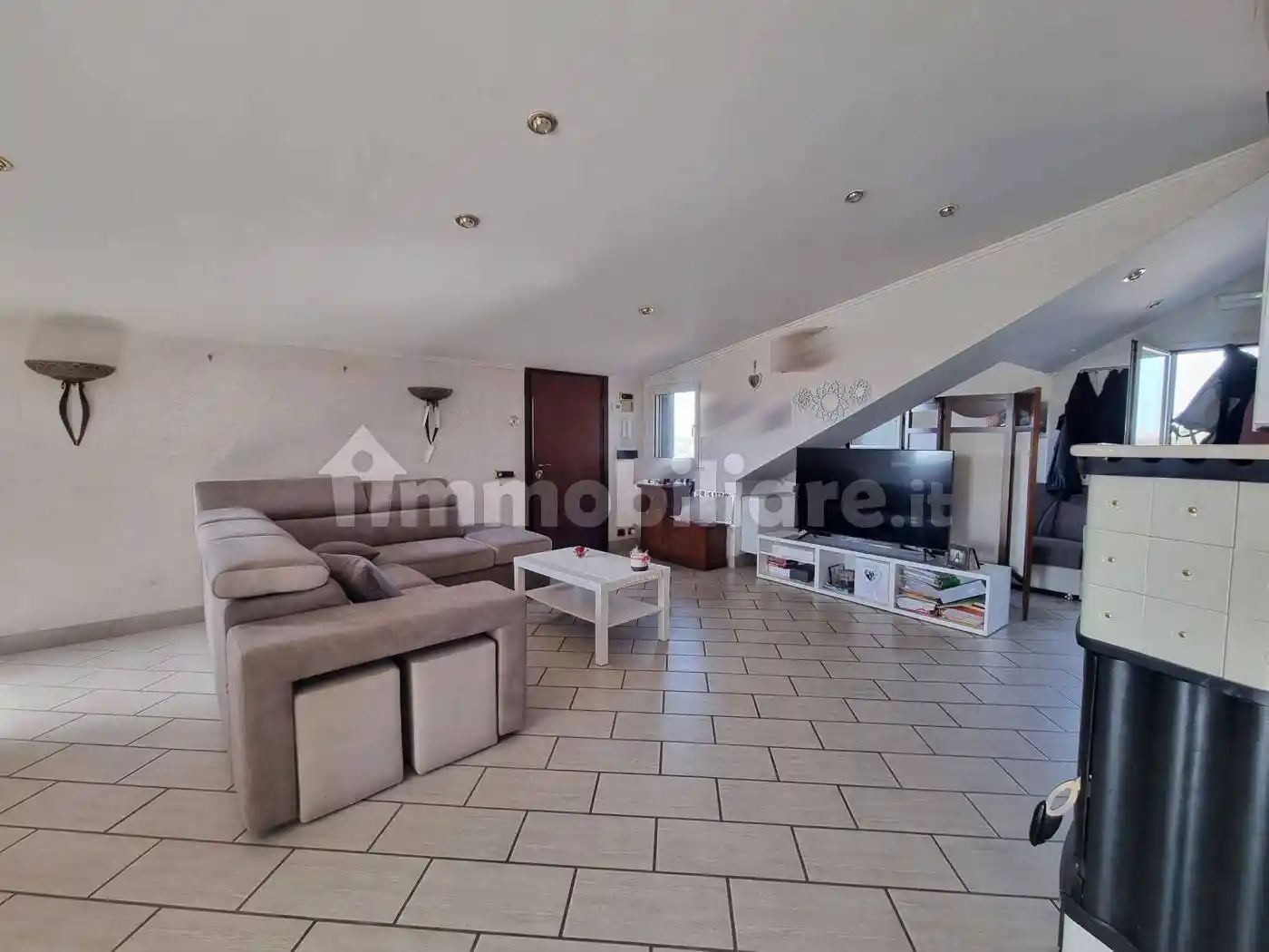 Trilocale via Mediana , 138, Torre del Padiglione - Carano, Aprilia - foto 4