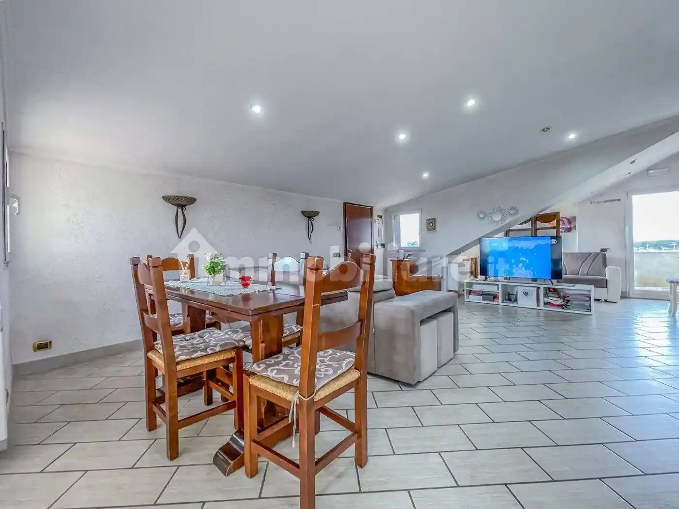 Trilocale via Mediana , 138, Torre del Padiglione - Carano, Aprilia - foto 5