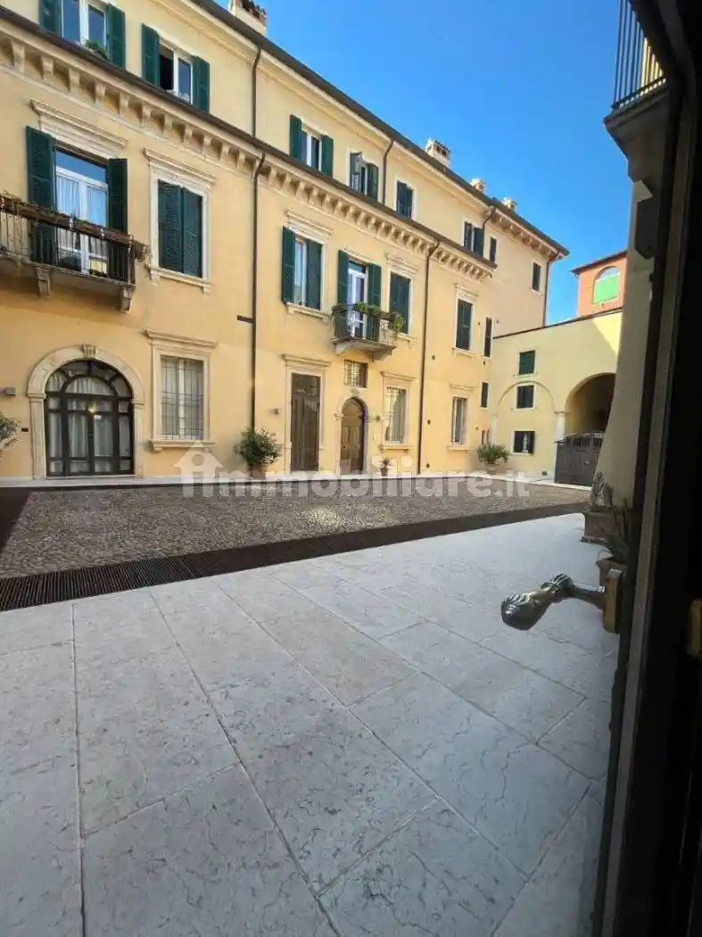Appartamento in vendita a Verona