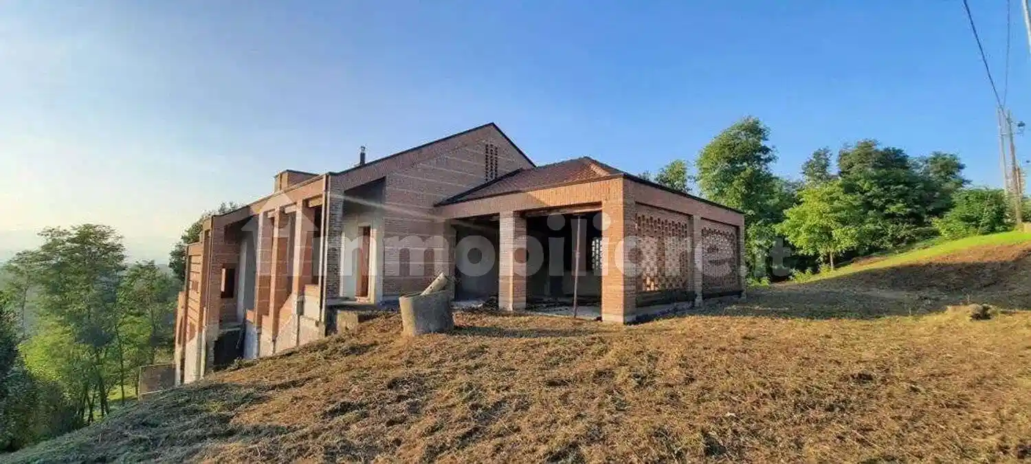 Villa in vendita a Gattico-Veruno