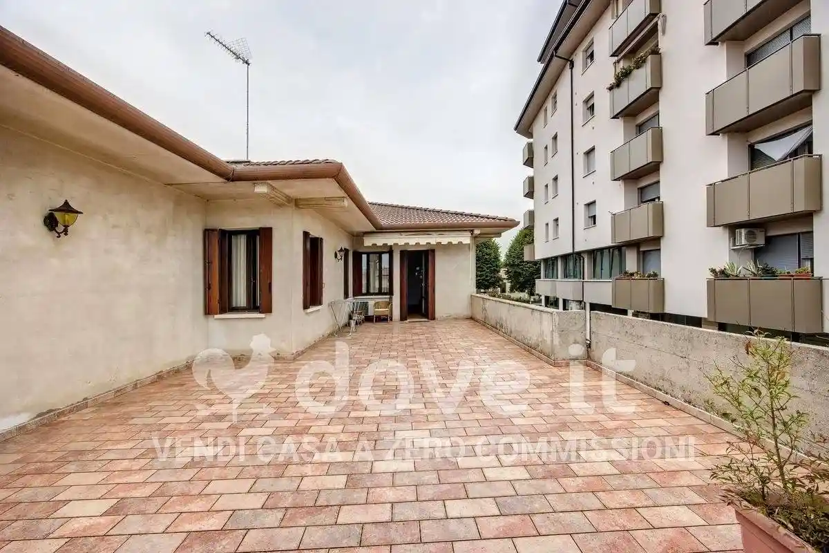 Villa a schiera via San Pio X 25, Centro, Caerano di San Marco - foto 2