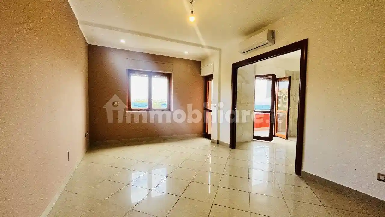 Trilocale via Antica Giardini, Giardini - Oasi Sacro Cuore, Giugliano in Campania - foto 2