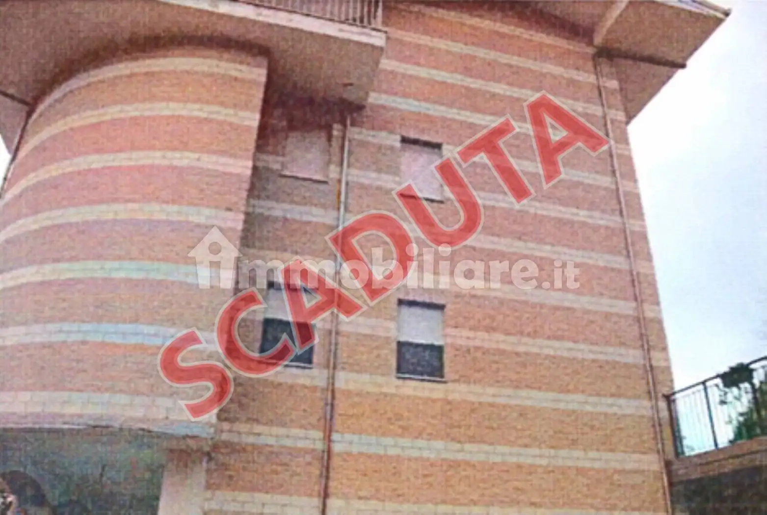 Appartamento in asta a Taverna