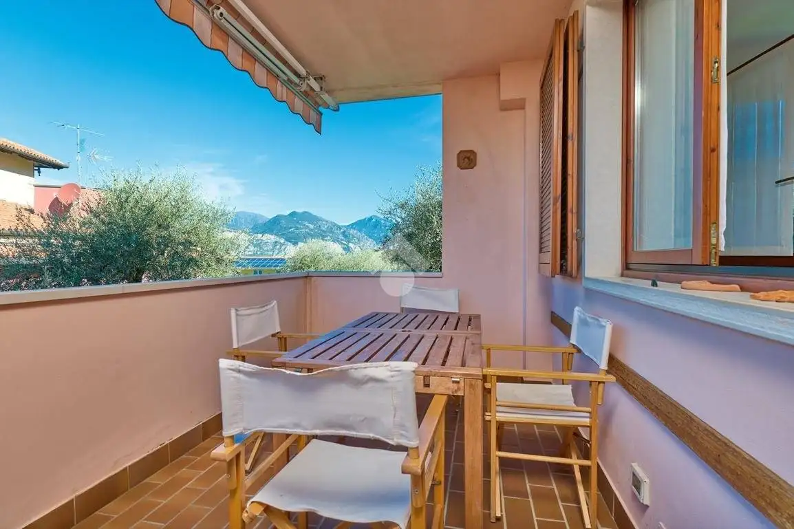 Appartamento in vendita a Brenzone sul Garda